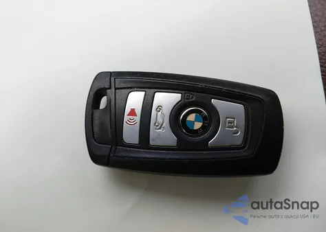 2013 BMW 528I xDrive z USA, uszkodzony, nr VIN WBAXH5C58DDW14270